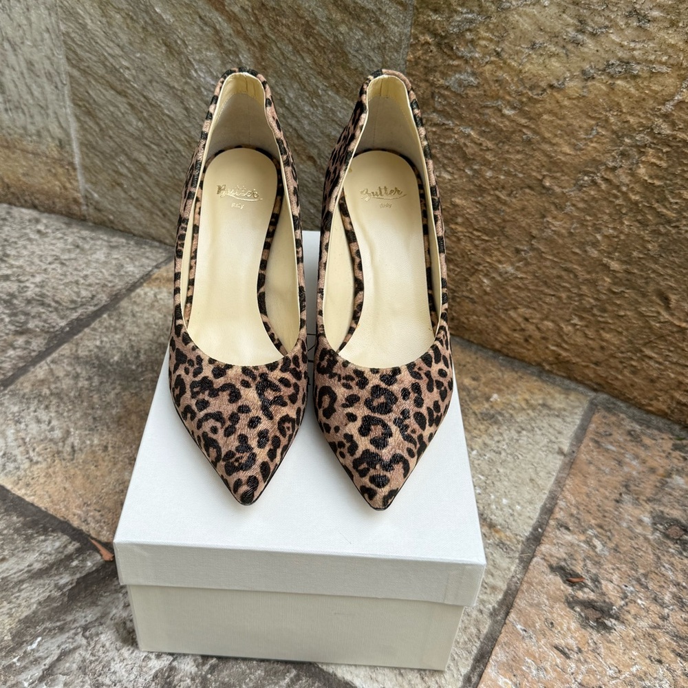 Butter Emmy Cheetah Pump